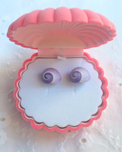 Load image into Gallery viewer, Purple Sea Earrings