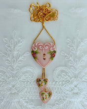 Load image into Gallery viewer, Nanna's Button Necklace

