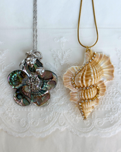 Load image into Gallery viewer, Sirena Necklace
