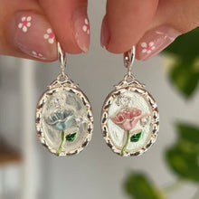 Load image into Gallery viewer, Still Life Tulips Earrings
