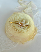 Load image into Gallery viewer, Vintage Hair Clips
