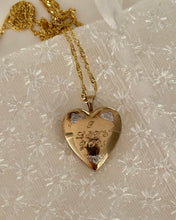 Load image into Gallery viewer, Vintage Locket Necklace
