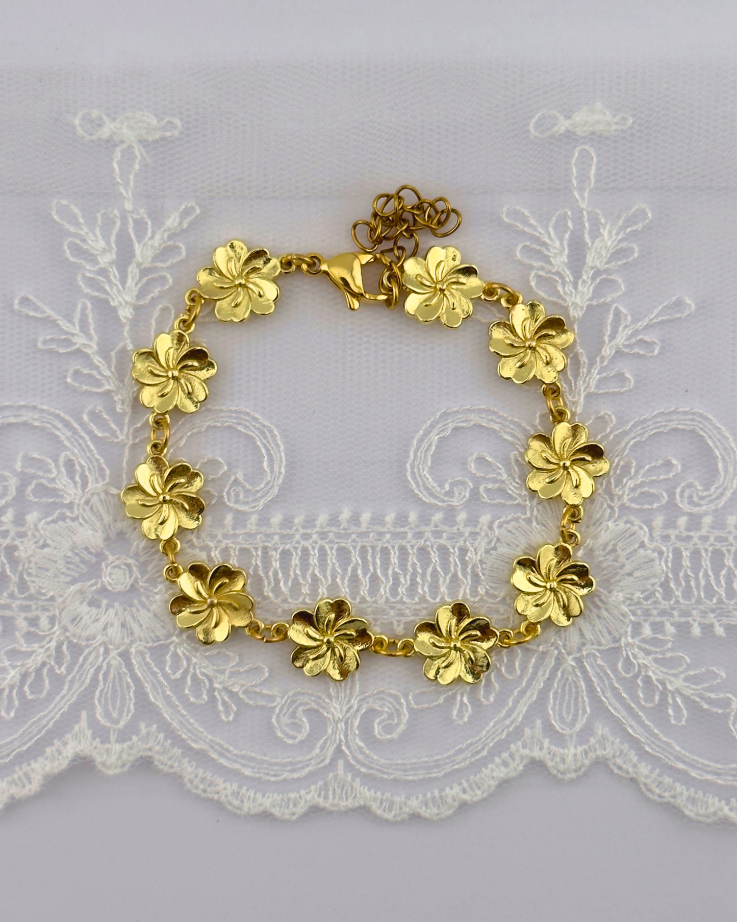 Circle of Blooms Bracelet