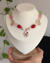 Load image into Gallery viewer, Oma&#39;s Garden Necklace
