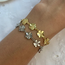 Load image into Gallery viewer, Circle of Blooms Bracelet
