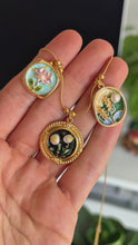 Load and play video in Gallery viewer, Museum Date Necklace
